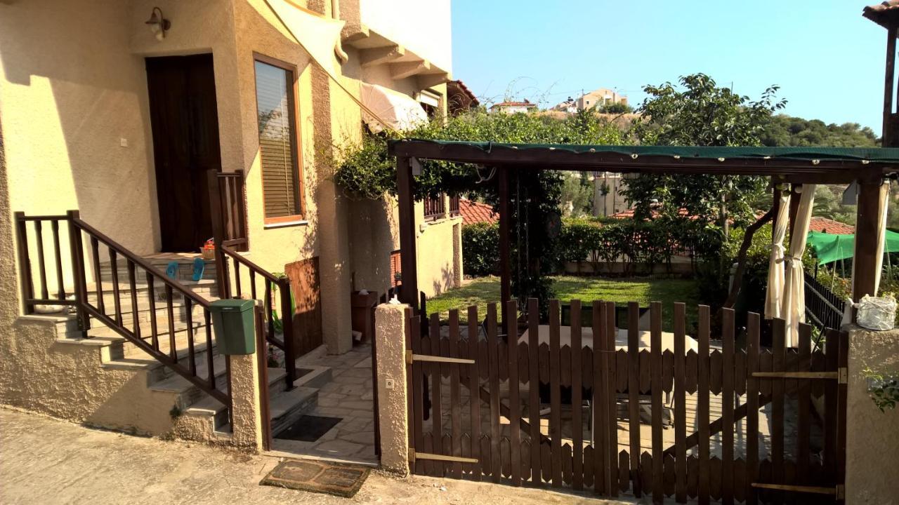 Euphoria Beach House Palaiontsiflikion Exterior foto